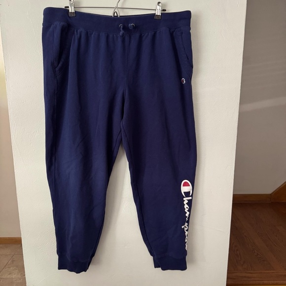 Champion mens dark blue spell out graphic sweatpants joggers Size 2XL - Picture 1 of 7
